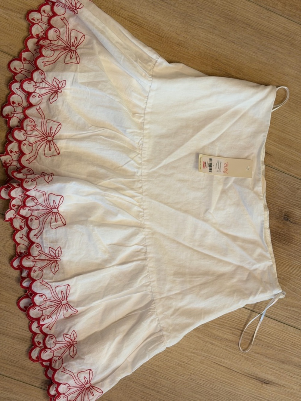Francesca's White Ruffle-Hem Skirt